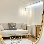 L'ecureuil Voyageur Joli Duplex Centre Apartment